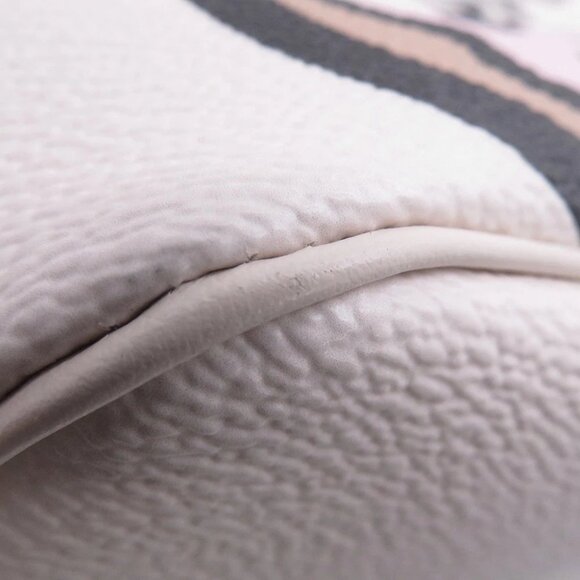 LOUIS VUITTON Neverfull Size MM Monogram / Wild at Heart claim M45819 - Picture 4 of 16